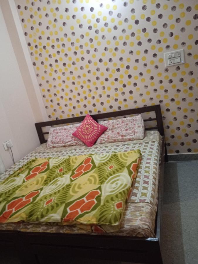 Triple1 Hostel & Homestay Rishikesh Bagian luar foto