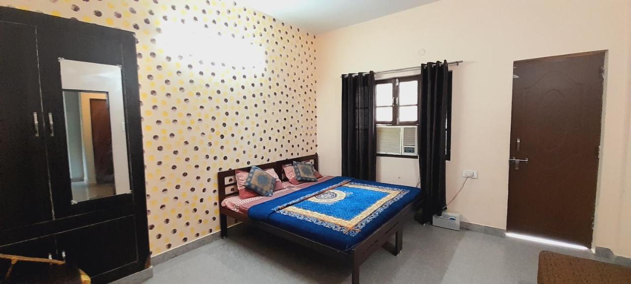 Triple1 Hostel & Homestay Rishikesh Bagian luar foto